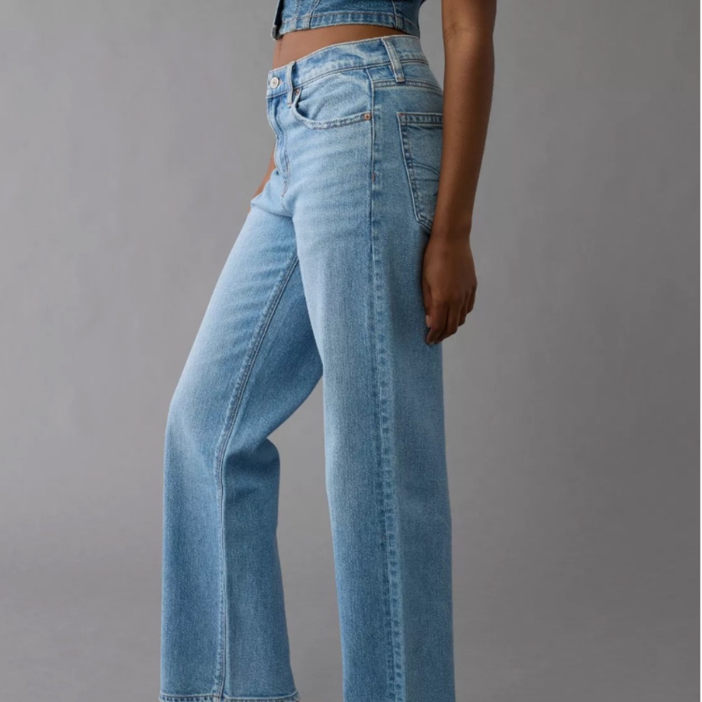 American Eagle Outfitters Light Blue Straight Leg Stovepipe Jeans